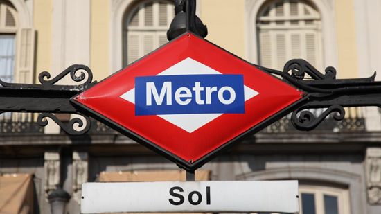 transporte Comunidad de Madrid Orgullo estacion de metro de sol