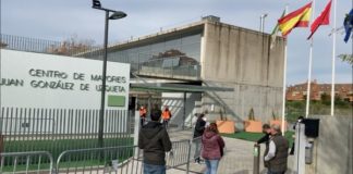 Centro mayores Juan González de Uzqueta el primer día de test antígenos Boadilla del Monte