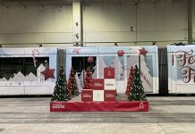 Metro-Ligero-Oeste-con-vinilo-de-Navidad-2022