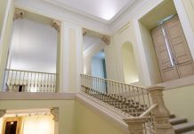 Escalera principal del Palacio del Infante D. Luis en Boadilla del Monte tras la restauracion febrero 2024