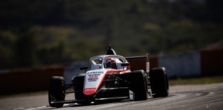 Juan Cota en los test de preparación en el circuito del Jarama en Madrid.