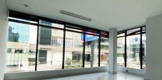 Oficina en la calle