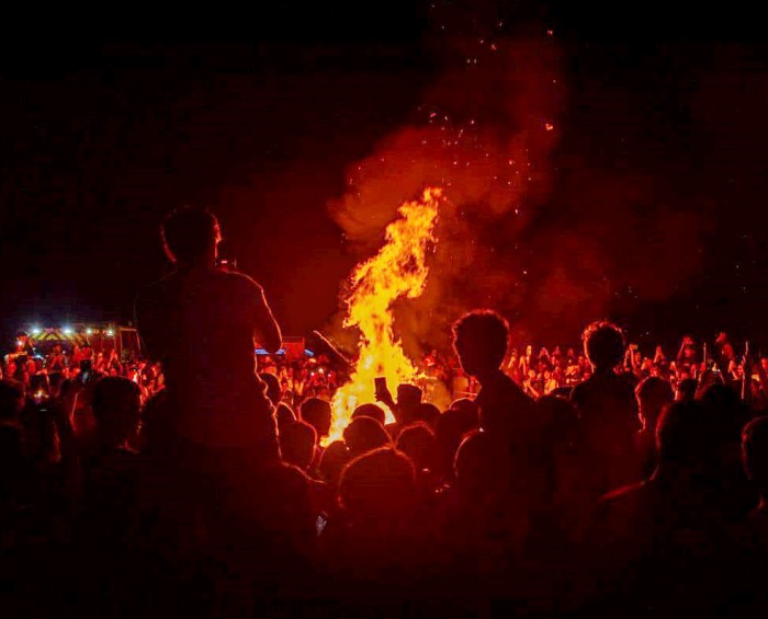 Boadilla del Monte se prepara para la hoguera de San Juan 2024 Noche de San Juan en Boadilla del Monte año 2023