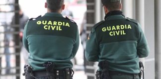 La Guardia Civil realiza registros en Boadilla del Monte para desmantelar una plantación de marihuana