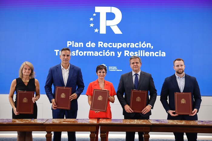 Madrid impulsa la rehabilitación energética de miles de viviendas de 45 municipios