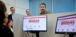 Operadora servicio 012 Contra las Drogas Comunidad de Madrid noviembre 2024