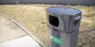 Papelera para excrementos caninos en Boadilla del Monte