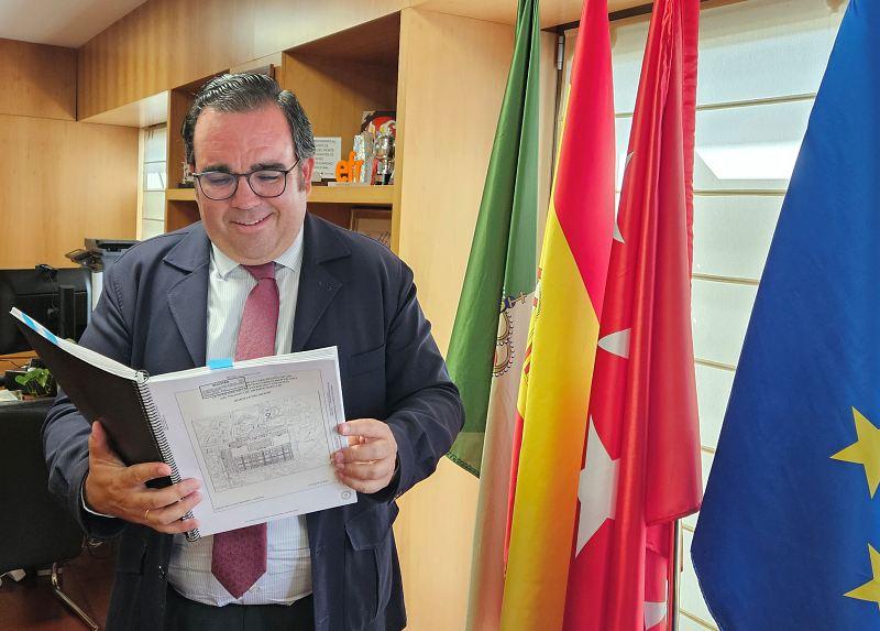 Javier Úbeda alcalde de Boadilla del Monte tras entrevista con Boadilladigital 18 junio 2025 Foto ARC