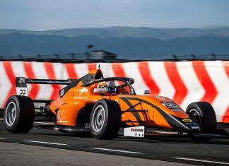 Juan Cota de Boadilla del Monte, piloto de Fórmula 4 en el circuito de Portimao en Portugal junio 2025