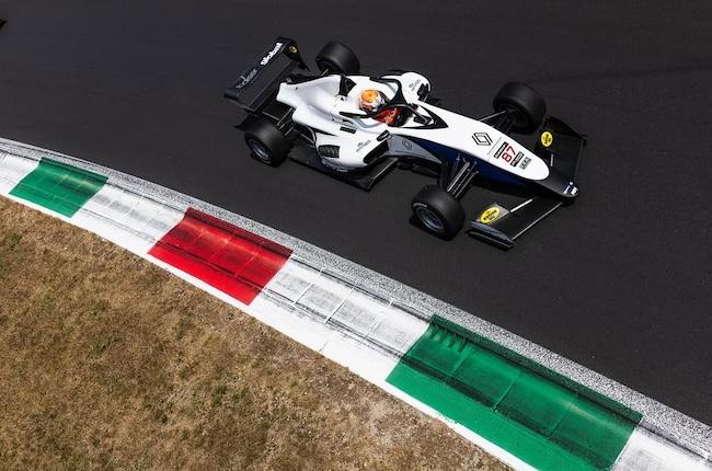 Juan Cota, piloto de Boadilla del Monte, suma puntos en la Eurocup-3 Juan Cota Juan Cota Monza 2025