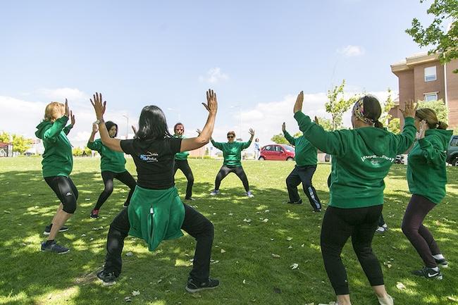 La Comunidad de Madrid aportará hasta 150.000 euros para el envejecimiento activo en Boadilla del Monte Boadilla del Monte LA COMUNIDAD DE MADRID APORTARA HASTA 150.000 EUROS PARA FINANCIAR ACTIVIDADES PARA LA PROMOCION DEL ENVEJECIMIENTO ACTIVO Y LA PREVENCION DE LA SOLEDAD NO DESEADA EN LOS MAYORES DE BOADILLA
