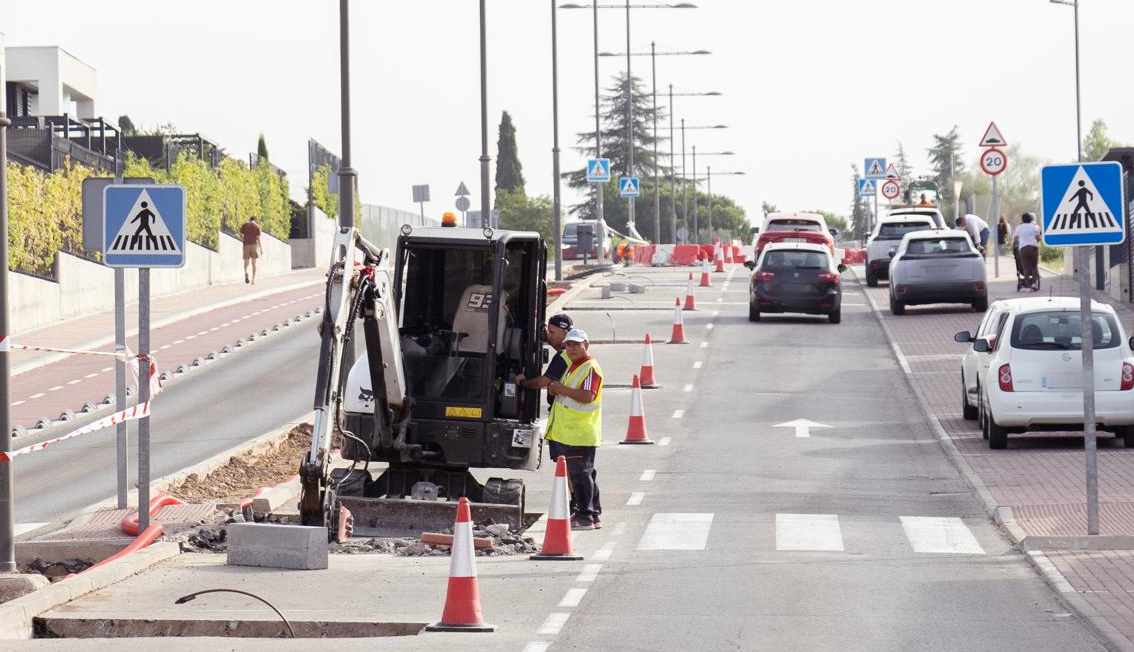 obras calle mendenz nuñez en Cortijo Sur Boadilla del Monte agosto 2025