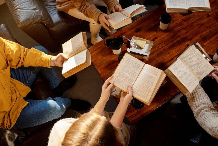 La Diócesis de Getafe organiza 'Verbum', un club de lectura para jóvenes de hasta 30 años Club de lectura