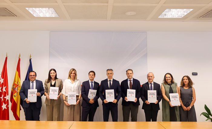 Firma convenios Arco Verde Universidades Comunidad de Madrid septiembre 2025