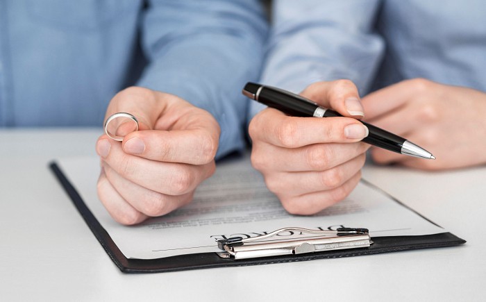 Disolución matrimonial divorcio