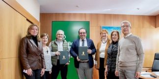 Ayuntamiento y Asociación de Mayores de Boadilla del Monte renuevan el convenio por 150.000 euros