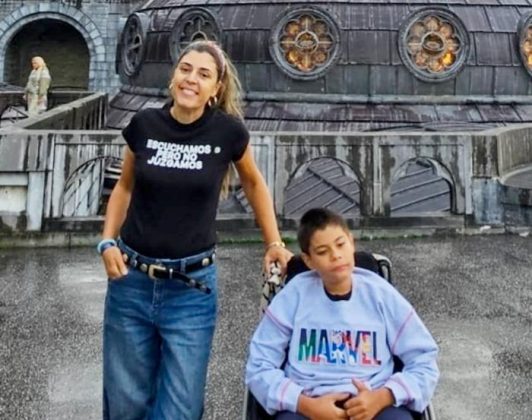 enfermedades raras Cristina Perez y su hijo Juan Alonso Perez de Boadilla del Monte visibilizan las enfermedades raras