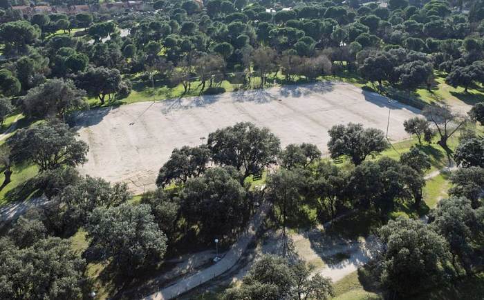 El Ayuntamiento de Boadilla del Monte busca empresa para restaurar una parcela en Montepríncipe