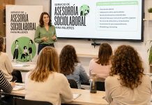 Formacion para el empleo de mujeres en Boadilla del Monte recreacion con IA