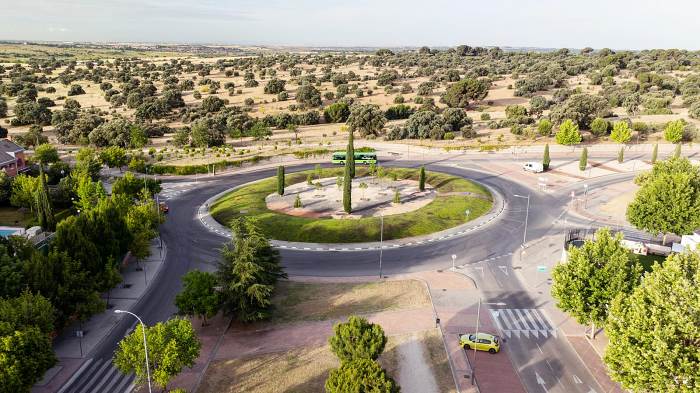 Boadilla del Monte glorieta situada entre las avenidas Condesa de Chinchón y Pedro de Valdivia 2026
