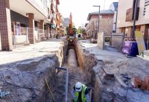 Boadilla del Monte avanza en la remodelación del casco histórico con la instalación del nuevo colector en la avenida Adolfo Suárez