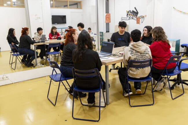 El Ayuntamiento de Madrid abrirá dos centros de día para jóvenes en riesgo de exclusión El Ayuntamiento de Madrid abrirá dos centros de día para jóvenes migrantes en riesgo de exclusión